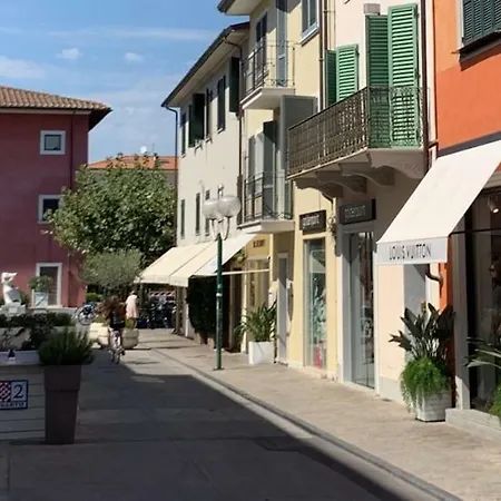 Дом отдыха Allende In Dei Marmi