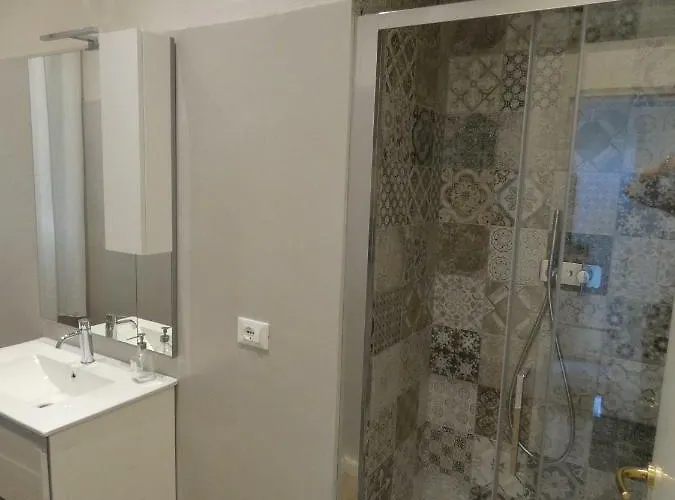 Allende In Dei Marmi *