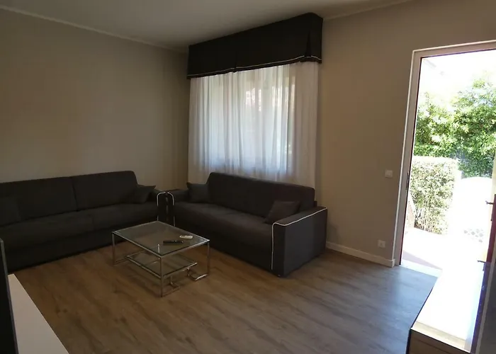 Allende In Dei Marmi Forte dei Marmi