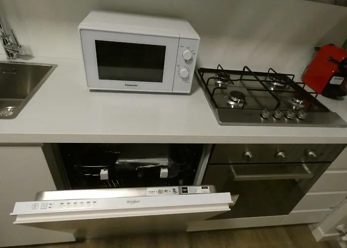 Allende In Dei Marmi 度假居 马尔米堡