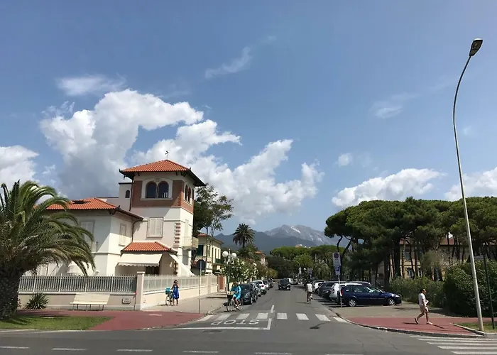 Allende In Dei Marmi 度假居 *